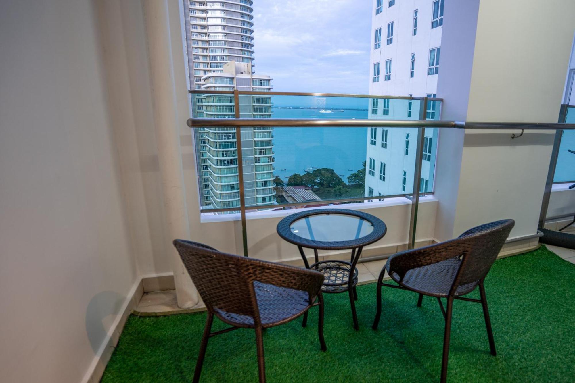 Seaview Mansion One Georgetown Apartment Exterior photo